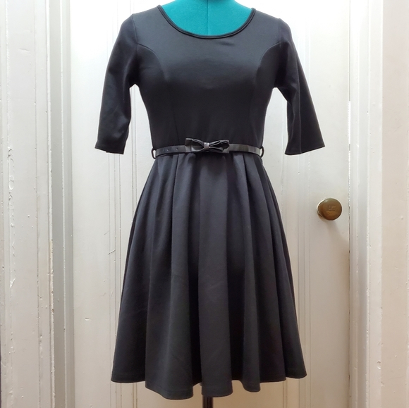 Ruche Burlington Arcade Belted Dress In Black - Picture 1 of 5